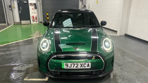 Mini Hatchback 135kW Cooper S Level 2 33kWh Auto