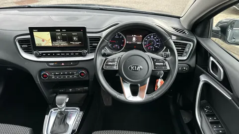 Kia Ceed 1.6 CRDi ISG 3 DCT