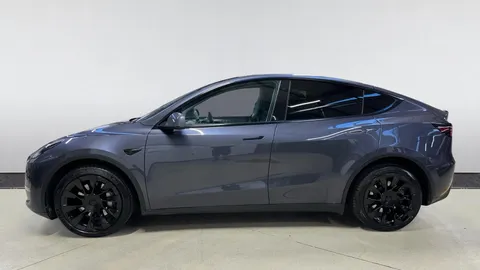 Tesla                     Model Y Long Range AWD Auto