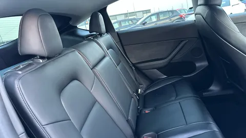 Tesla                     Model Y Long Range AWD Auto