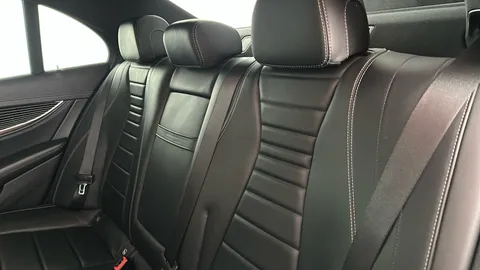 MERCEDES-BENZ E CLASS E220d AMG Line Premium 9G-Tronic