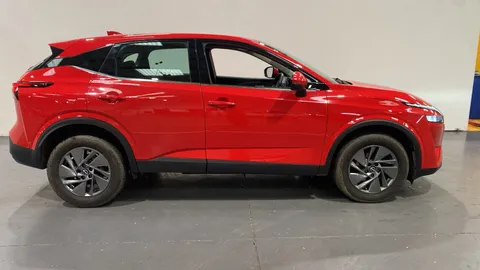 NISSAN QASHQAI 1.3 DiG-T MH 158 Acenta Premium Xtronic