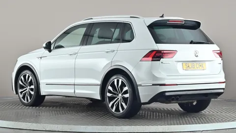 VOLKSWAGEN TIGUAN 2.0 TSi 180 4Motion R-Line DSG