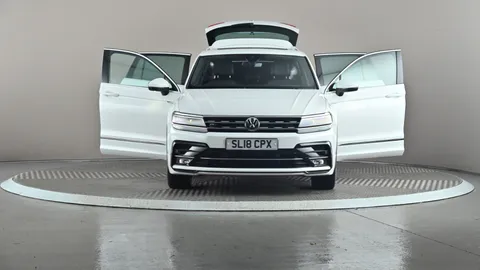 VOLKSWAGEN TIGUAN 2.0 TSi 180 4Motion R-Line DSG