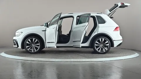 VOLKSWAGEN TIGUAN 2.0 TSi 180 4Motion R-Line DSG