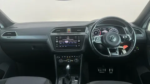 VOLKSWAGEN TIGUAN 2.0 TSi 180 4Motion R-Line DSG