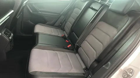 VOLKSWAGEN TIGUAN 2.0 TSi 180 4Motion R-Line DSG