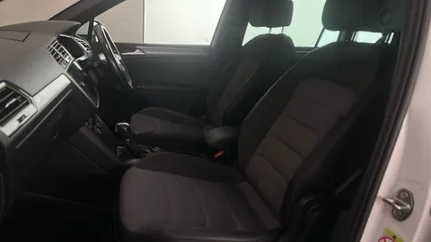 VOLKSWAGEN TIGUAN 2.0 TSi 180 4Motion R-Line DSG