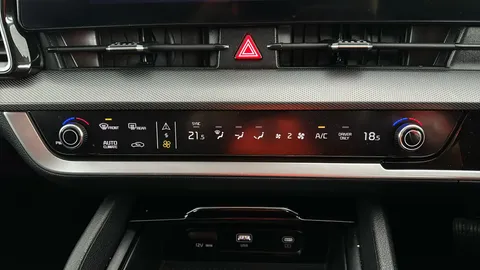 KIA SPORTAGE 1.6T GDi 207 HEV 3 Auto