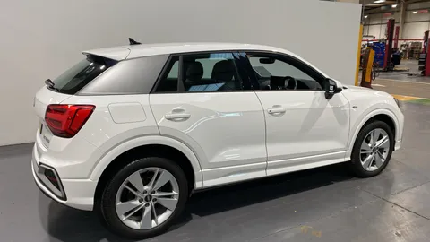 AUDI Q2 35 TFSI S Line