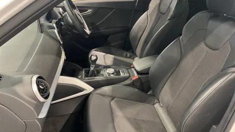 AUDI Q2 35 TFSI S Line