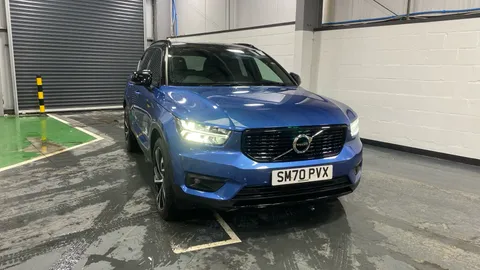 VOLVO XC40 2.0 B4P R DESIGN Pro Auto
