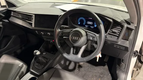 AUDI A1 25 TFSI Technik