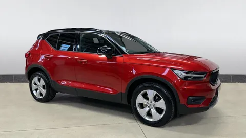 VOLVO XC40 2.0 D3 Momentum Pro AWD Geartronic