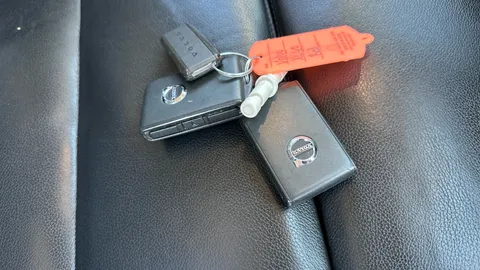 VOLVO XC40 2.0 D3 Momentum Pro AWD Geartronic