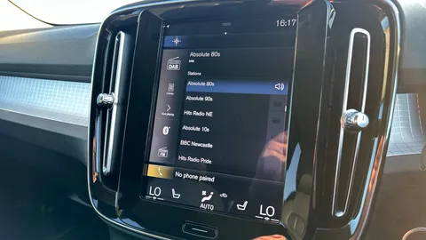 VOLVO XC40 2.0 D3 Momentum Pro AWD Geartronic