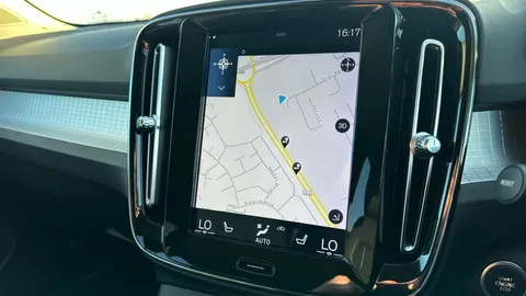 VOLVO XC40 2.0 D3 Momentum Pro AWD Geartronic