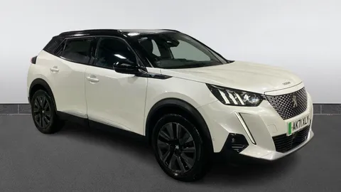 PEUGEOT 2008 100kW GT Premium 50kWh Auto