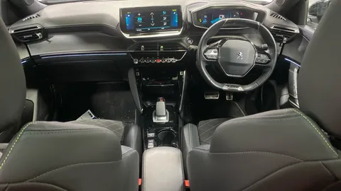 PEUGEOT 2008 100kW GT Premium 50kWh Auto