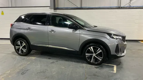 PEUGEOT 3008 1.2 PureTech GT EAT8