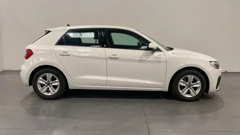 AUDI A1 30 TFSI 110 Technik S Tronic