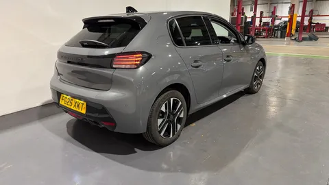 PEUGEOT 208 1.2 PureTech 100 Allure