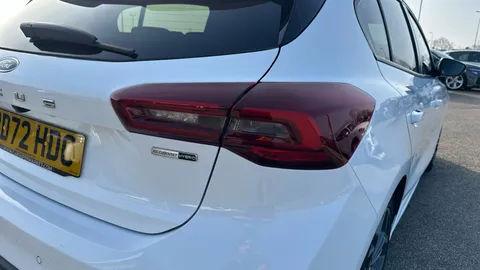 FORD FOCUS 1.0 EcoBoost Hybrid mHEV ST-Line Vign Auto