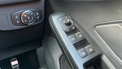 FORD FOCUS 1.0 EcoBoost Hybrid mHEV ST-Line Vign Auto