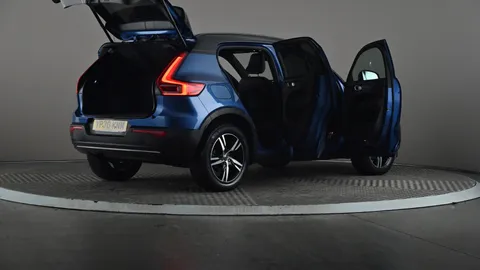 VOLVO XC40 1.5 T3 [163] R DESIGN