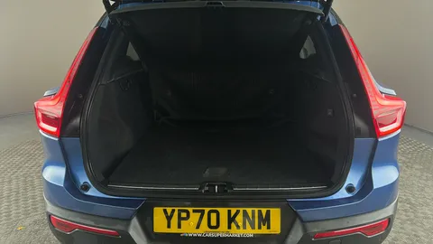 VOLVO XC40 1.5 T3 [163] R DESIGN