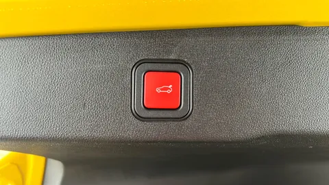 JEEP AVENGER 115kW First Edition 54kWh Auto