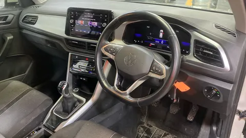 VOLKSWAGEN T-ROC 1.0 TSI Life