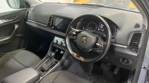 SKODA KAROQ 1.5 TSI SE Technology DSG