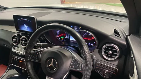 MERCEDES-BENZ GLC COUPE GLC 220d 4Matic AMG Line 9G-Tronic