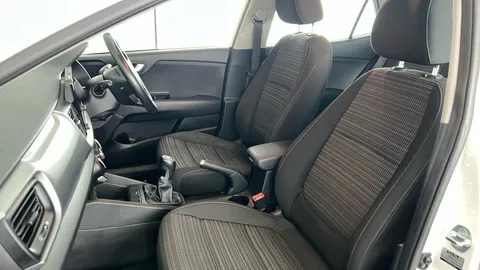 KIA STONIC 1.0T GDi 99 2