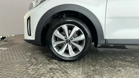 KIA STONIC 1.0T GDi 99 2