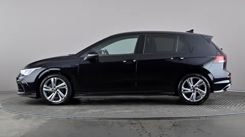 VOLKSWAGEN GOLF 1.5 TSI R-Line
