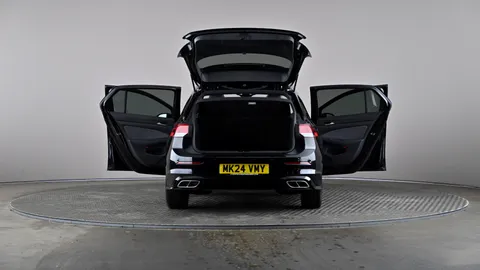 VOLKSWAGEN GOLF 1.5 TSI R-Line