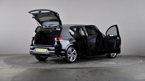 VOLKSWAGEN GOLF 1.5 TSI R-Line