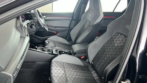 VOLKSWAGEN GOLF 1.5 TSI R-Line