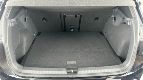 VOLKSWAGEN GOLF 1.5 TSI R-Line