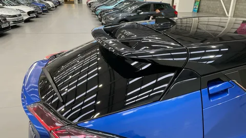 TOYOTA C-HR 1.8 Hybrid Dynamic CVT