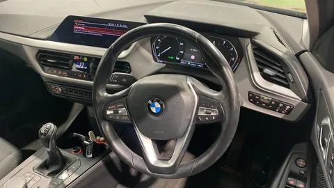 BMW 1 SERIES 116d SE