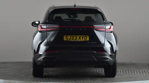 LEXUS NX 450h+ 2.5 E-CVT [Premium Pack/Link pro]