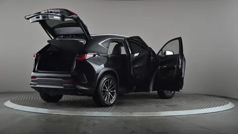 LEXUS NX 450h+ 2.5 E-CVT [Premium Pack/Link pro]