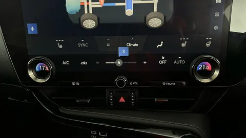 LEXUS NX 450h+ 2.5 E-CVT [Premium Pack/Link pro]