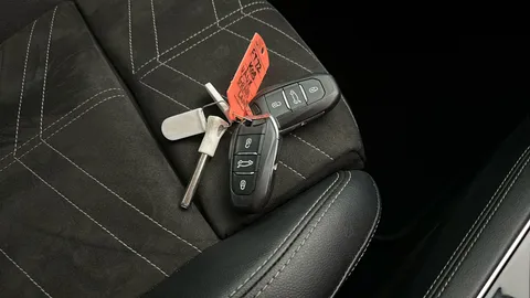 VAUXHALL GRANDLAND 1.5 Turbo D Ultimate Auto