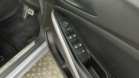 VAUXHALL GRANDLAND 1.5 Turbo D Ultimate Auto