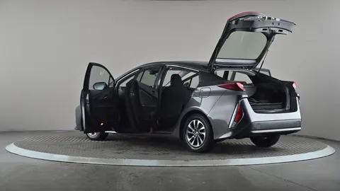 TOYOTA PRIUS 1.8 VVTi Plug-in Business Edition Plus CVT