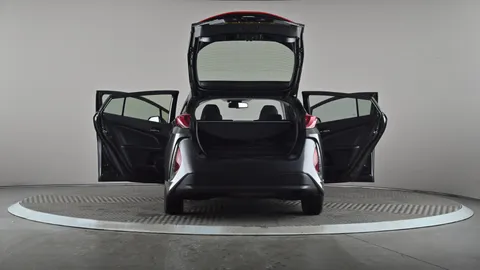 TOYOTA PRIUS 1.8 VVTi Plug-in Business Edition Plus CVT